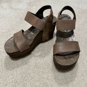 OTBT Tan Wedge Sandals